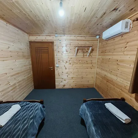 Riverside Komani Lake Room photo