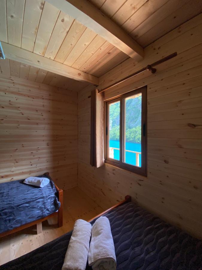 Riverside Komani Hostel