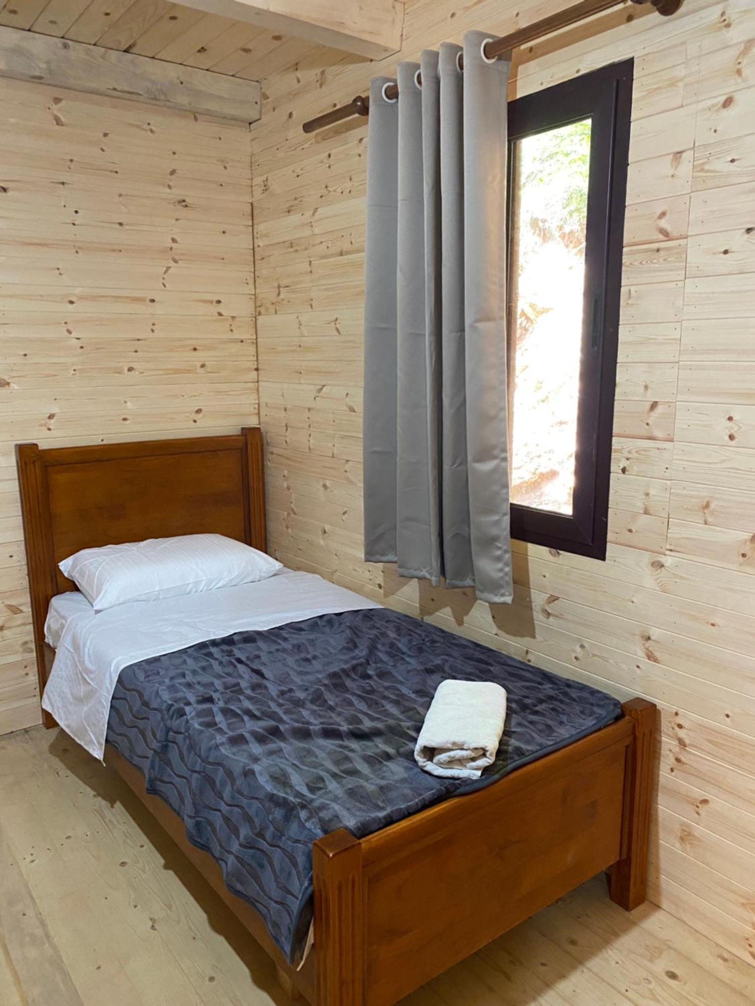 Hostel Riverside Komani