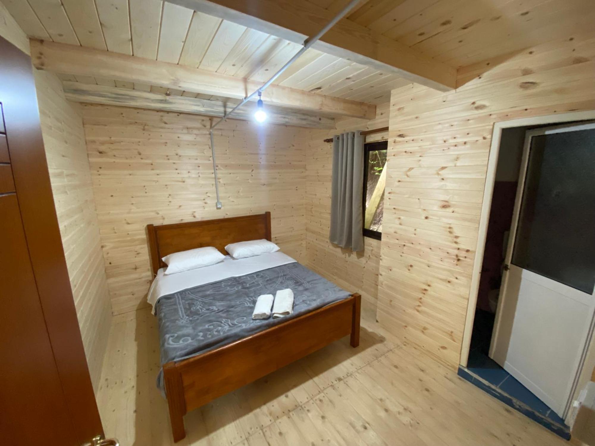 Hostel Riverside Komani
