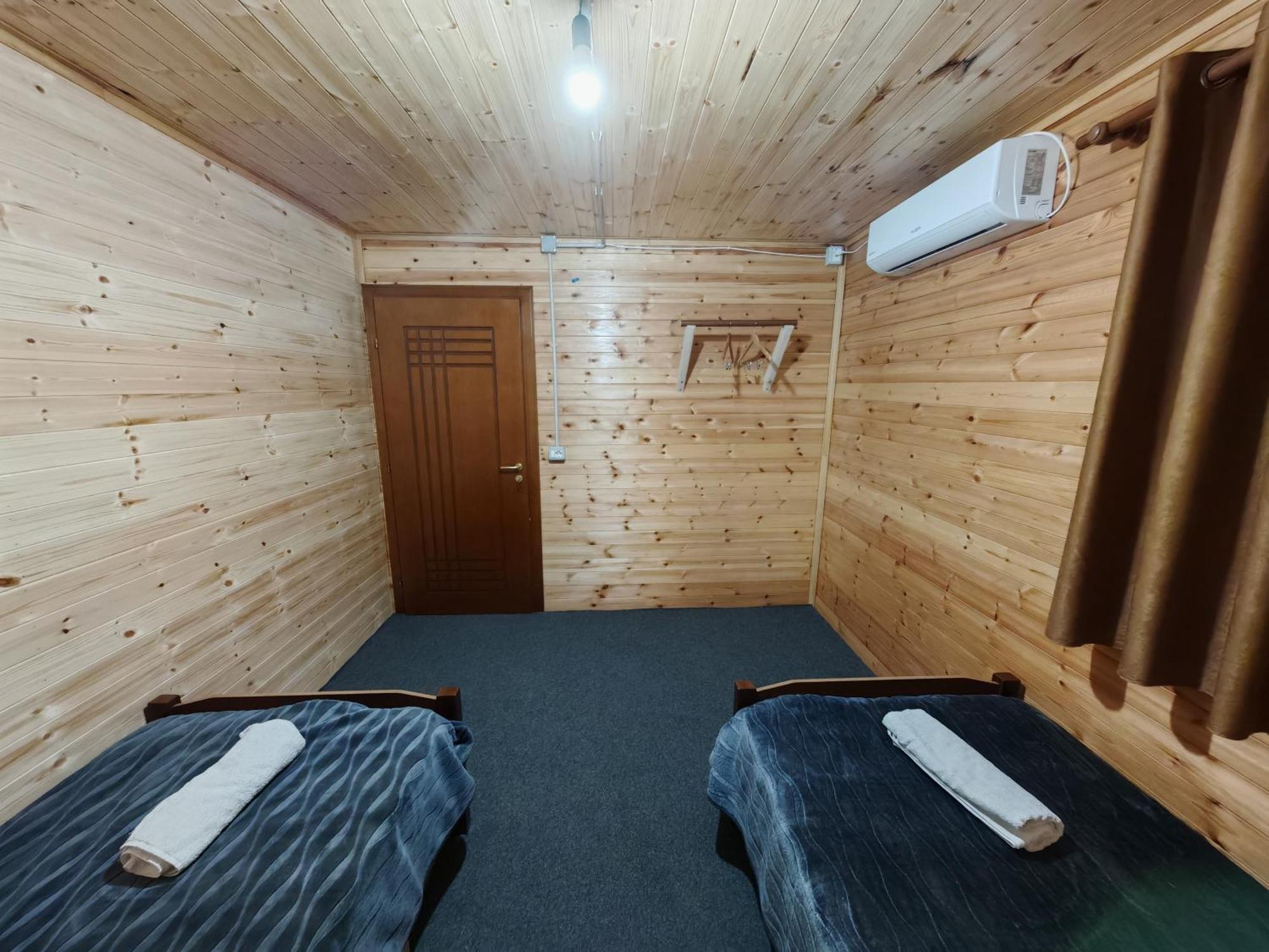 Riverside Komani Hostel