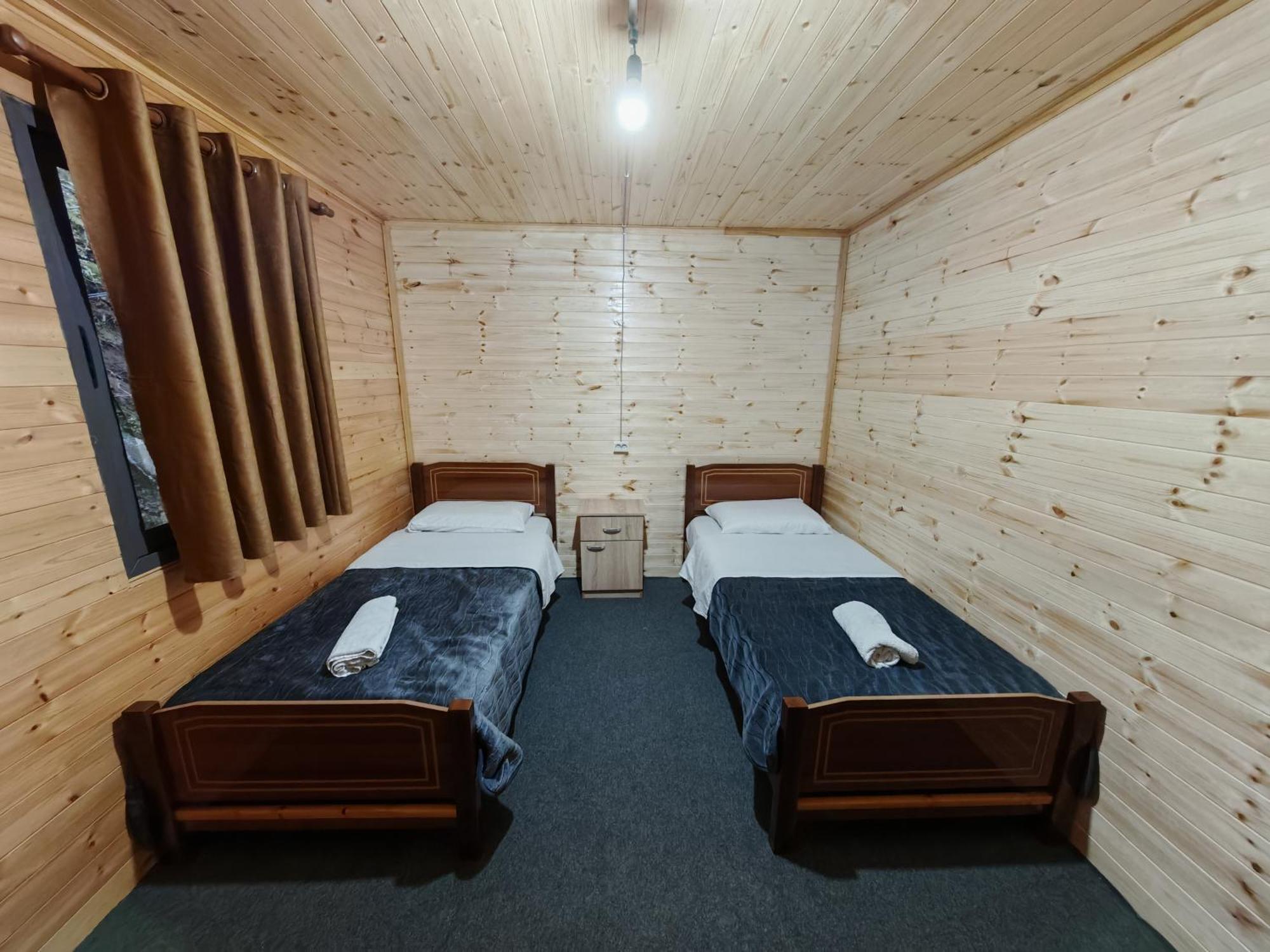 Hostel Riverside Komani