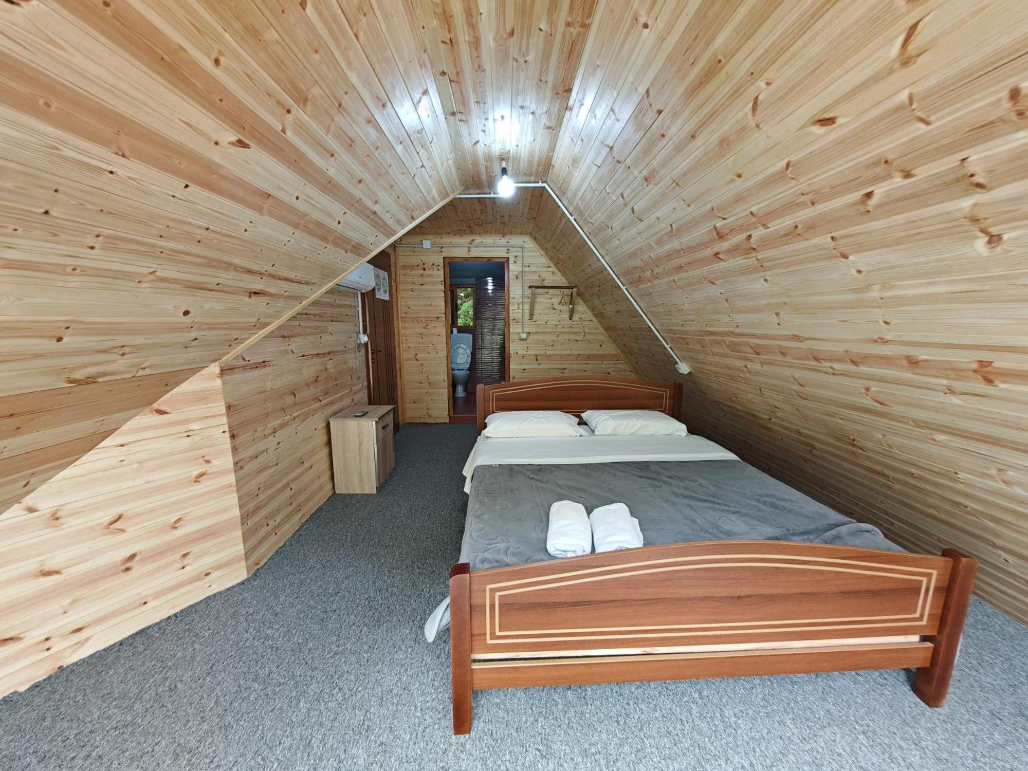 Riverside Komani Hostel